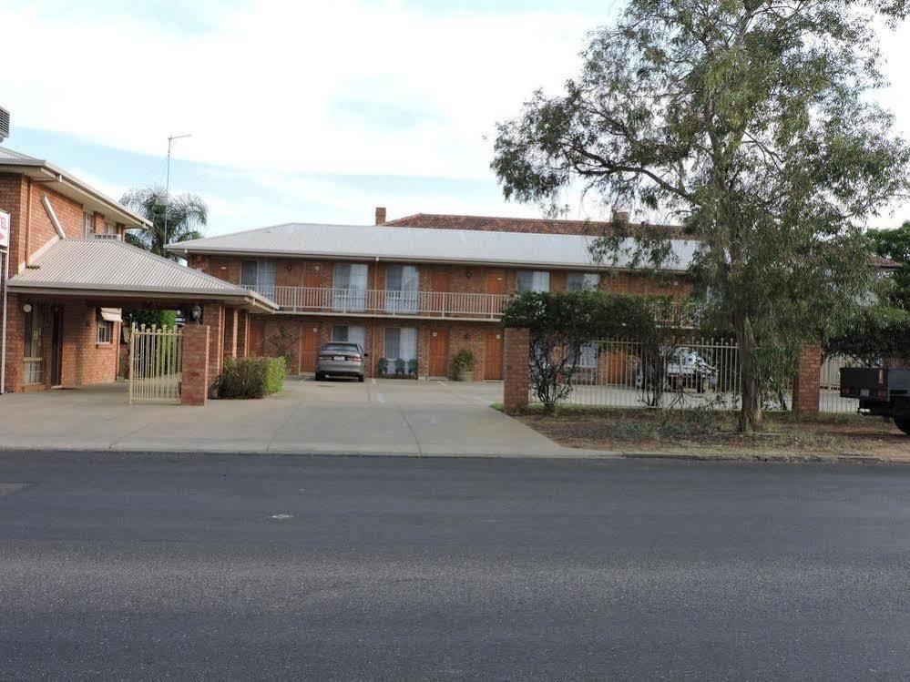 Red Cliffs Colonial Motor Lodge, Mildura Region Экстерьер фото